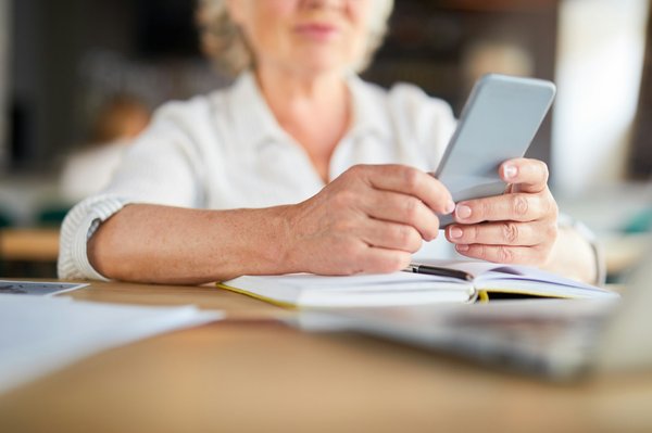 Quels sont les avantages des forfaits mobiles en promo ?